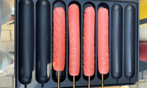 新手摆摊卖烤肠去哪里进货（新手摆摊卖烤肠需要准备什么）