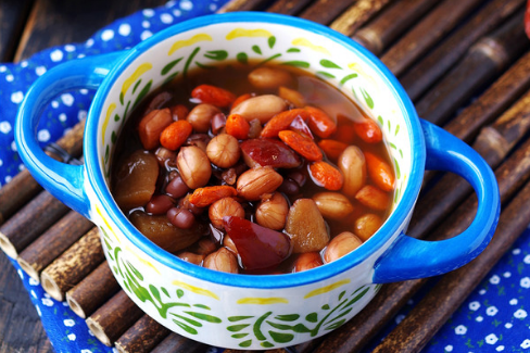 五红汤煮着喝好还是打碎了喝好（五红汤是熬的好还是破壁机打的好）