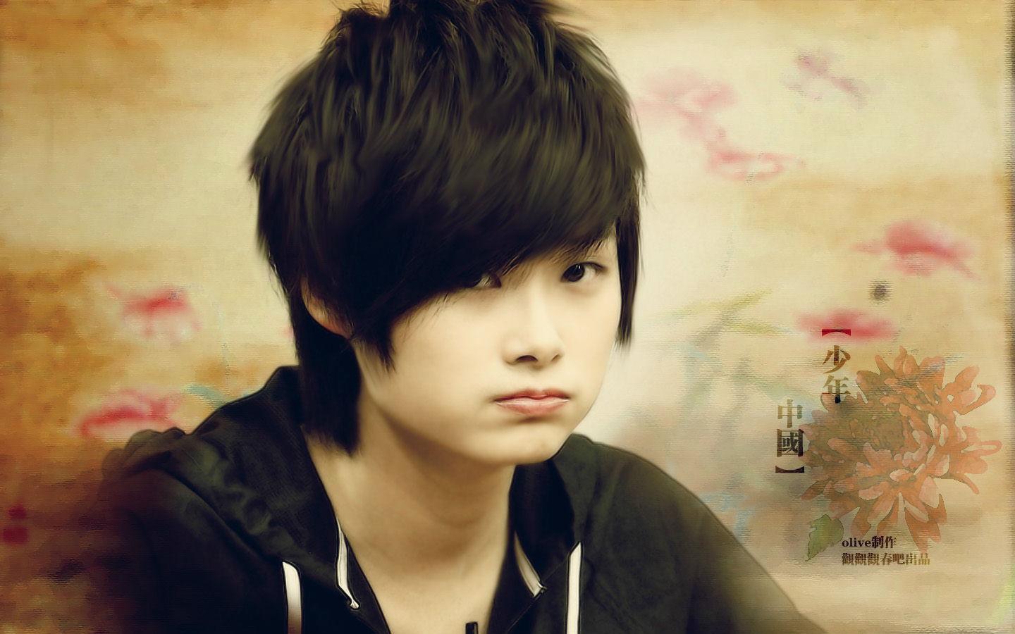 歌星李宇春的丈夫是谁（李宇春辛酸成名史与情史）