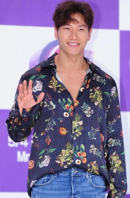 韩国明星金钟国有钱吗（金钟国现在在韩国的人气）