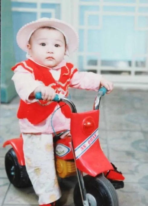 歌星李宇春的丈夫是谁（李宇春辛酸成名史与情史）