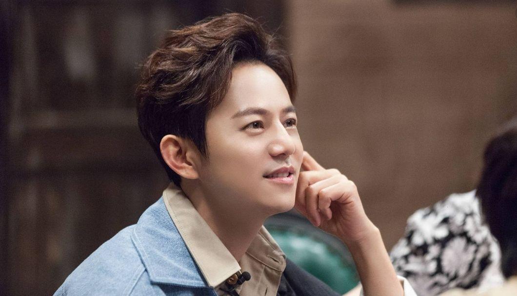 歌星李宇春的丈夫是谁（李宇春辛酸成名史与情史）