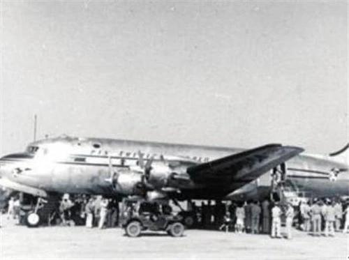 飞机穿越时空事件35年是真的吗（1990飞机穿越时空事件真相揭秘）