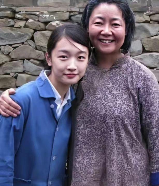 胡歌片酬多少钱一集（当红11位明星的天价片酬）