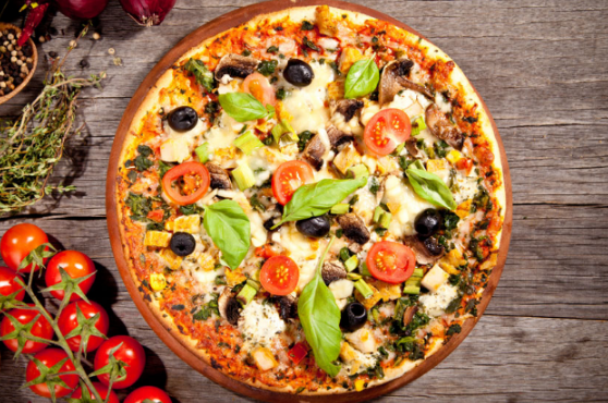 必胜客披萨是自制还是半成品（必胜客披萨是半成品吗）