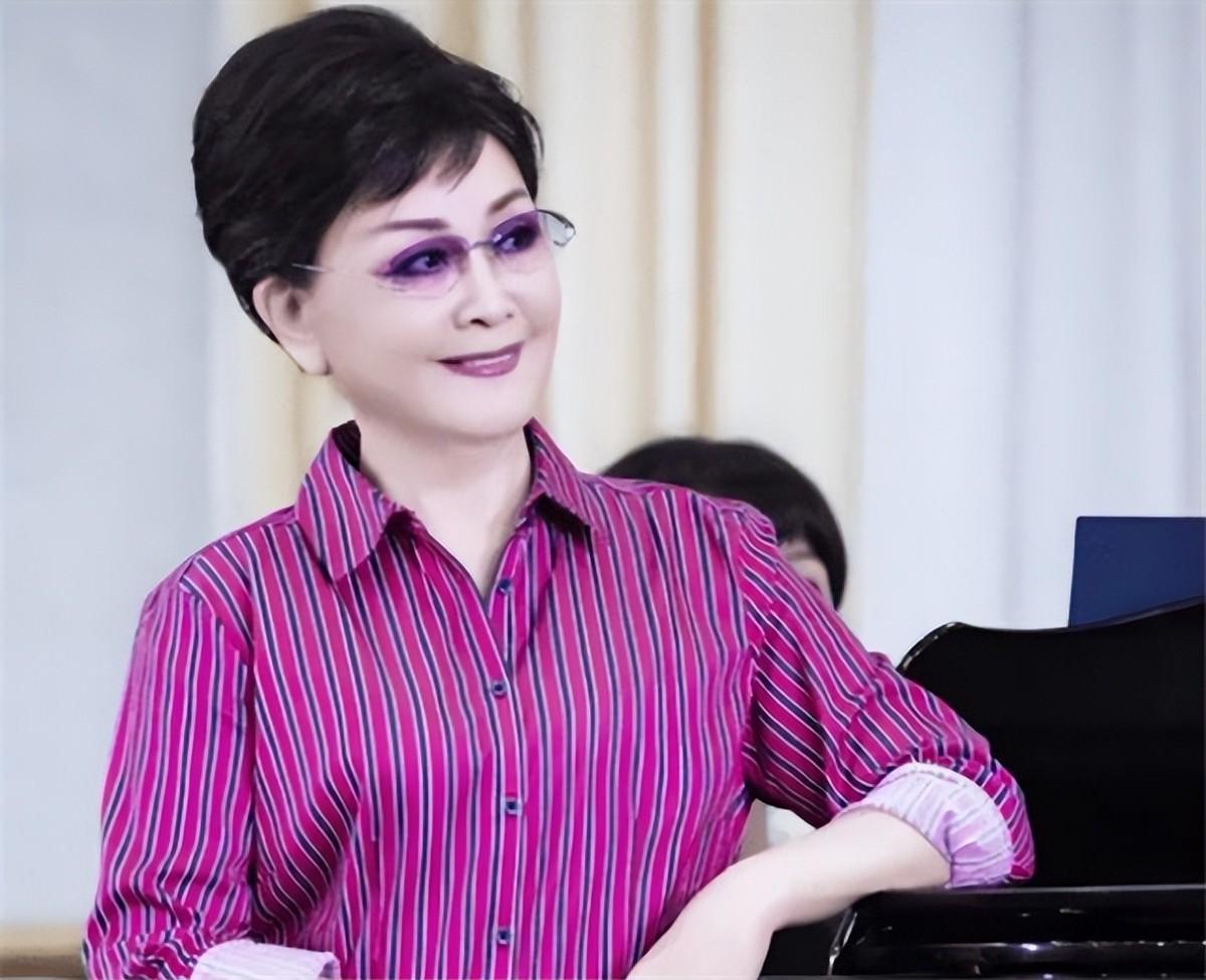 李谷一出生年月简历属什么（歌手李谷一简历作品）