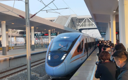 高铁上插座可不可以烧开水（高铁上插座的功率一般是多少）