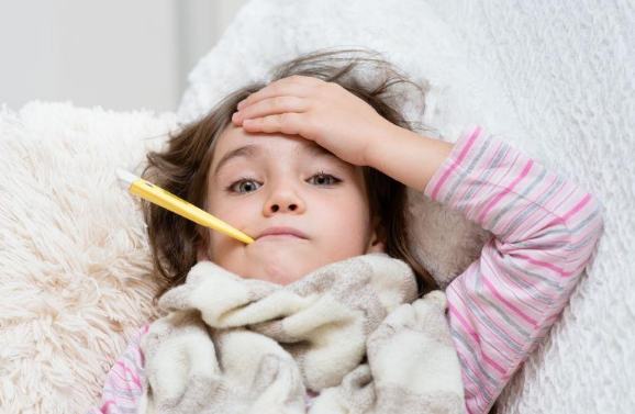 小孩得了甲流引发肺炎怎么办1