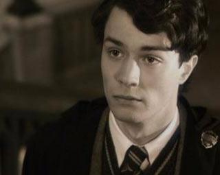 伏地魔为什么要杀哈利波特（哈利波特91个隐藏细节）