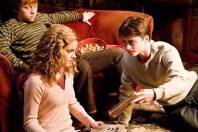 伏地魔为什么要杀哈利波特（哈利波特91个隐藏细节）