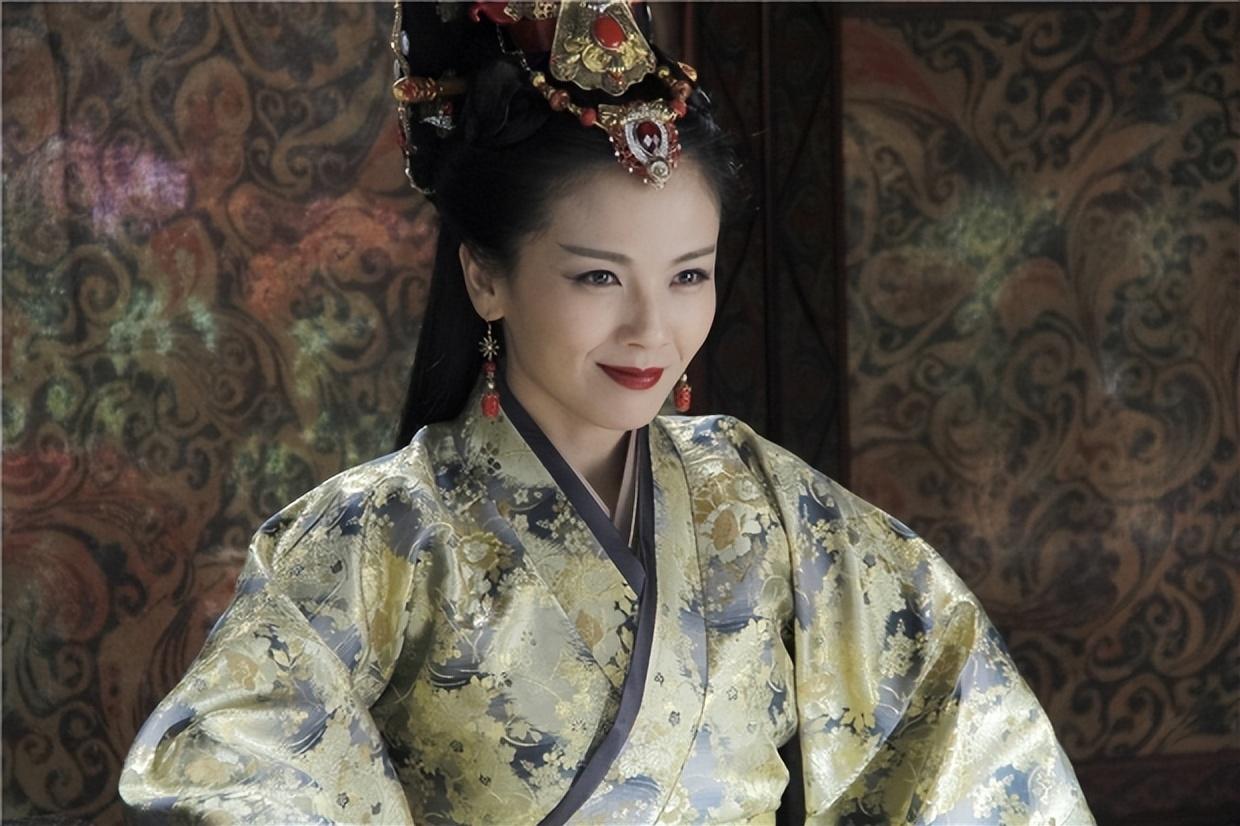 胡歌片酬多少钱一集（当红11位明星的天价片酬）