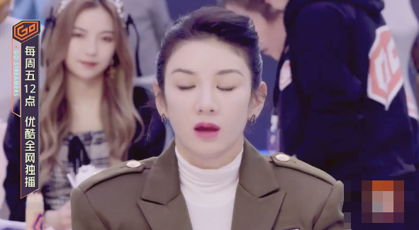 小默先生到底有多大（叶璇小默先生分手原因 ）