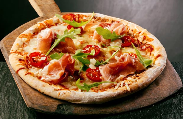 披萨在常温下放了一晚上第二天早上还能吃吗(披萨常温下存放第二天还能吃吗) 披萨在常温下放了一晚上第二天早上还能吃吗(披萨常温下存放第二天还能吃吗)