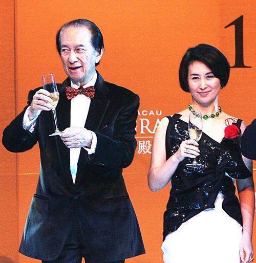 奚梦瑶家境怎么样（何猷君娶奚梦瑶的原因）