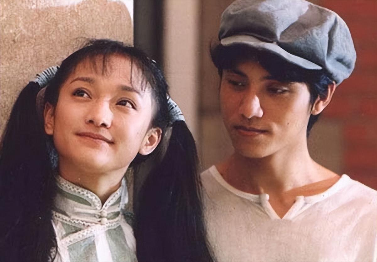 演员陈坤现在在干啥（46岁陈坤不结婚的原因）