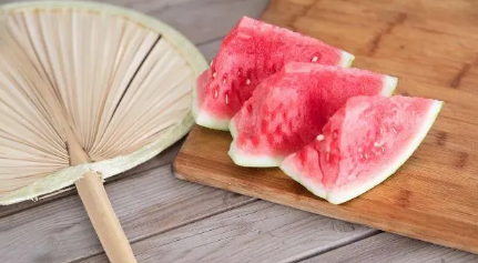 2023年三伏天什么时候最热（三伏天太热怎么降温）