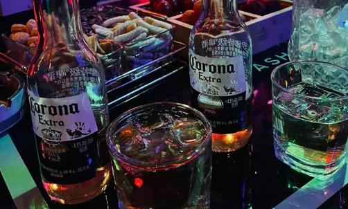 假酒一般人能喝出来吗（怎么判断喝到假酒了）