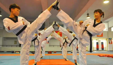 有必要考黑带吗（太贵了小朋友跆拳道黑带有必要吗）