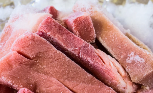 新鲜猪肉冷冻前要洗还是不洗(猪肉保存一年不坏方法) 新鲜猪肉冷冻前要洗还是不洗(猪肉保存一年不坏方法)