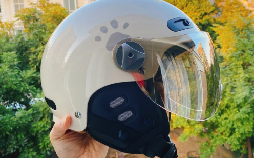 几百块的碳纤维头盔是真的吗
