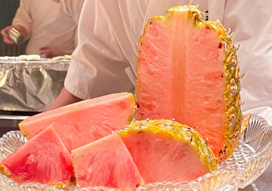 粉色菠萝是转基因吗(粉色菠萝是哪里产的) 粉色菠萝是转基因吗(粉色菠萝是哪里产的)