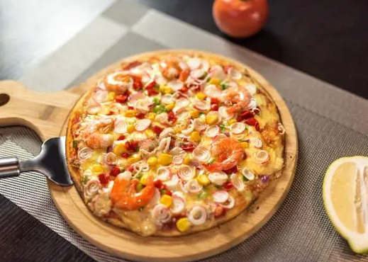 必胜客最大的披萨是多少寸多少钱（必胜客最大的披萨是几块）