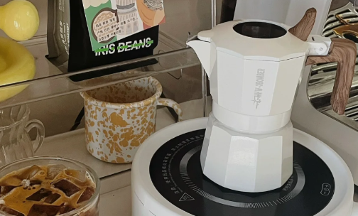 摩卡壶煮的时候需要盖盖子吗(摩卡壶怎么判断煮好了) 摩卡壶煮的时候需要盖盖子吗(摩卡壶怎么判断煮好了)