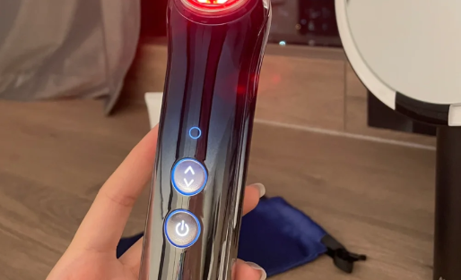 雅萌美容仪用了一年后脸塌了(雅萌美容仪一年不用放着会坏嘛) 雅萌美容仪用了一年后脸塌了(雅萌美容仪一年不用放着会坏嘛)