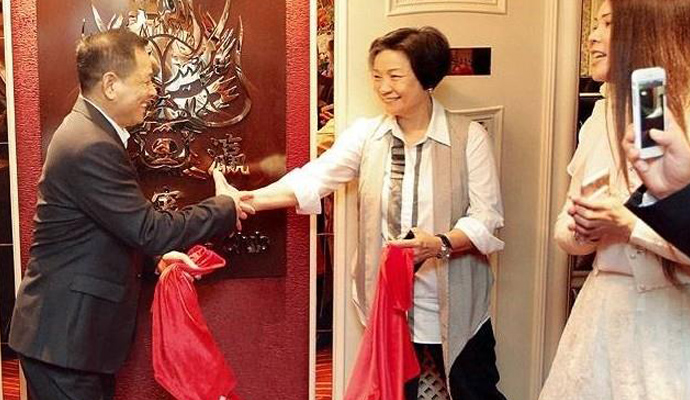 崩牙驹出狱的排场 筵开220围场面浩大各方大佬到贺