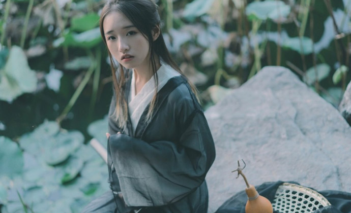 鹿小草个人资料曝光 网红博主要出道了小姐姐真名引好奇