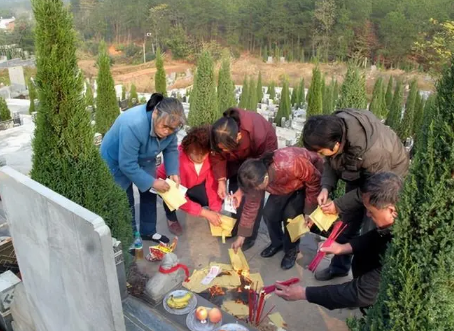 不上坟就是不孝吗2