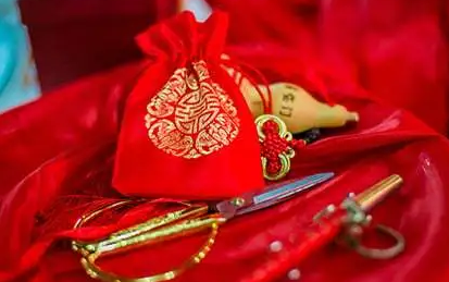 2023年劳动节可以提亲吗（2023年五一适合订婚吗）