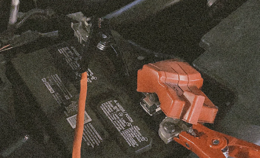 附近汽车搭电收费30元合理吗(保险公司搭电救援是免费的吗) 附近汽车搭电收费30元合理吗(保险公司搭电救援是免费的吗)