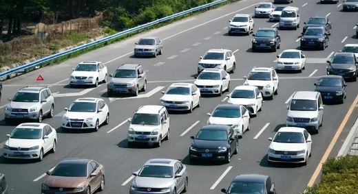 2023五一出行人群多如何避开人山人海（五一出行注意什么）