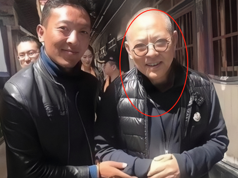 李连杰是不是瘫痪了（59岁李连杰近况曝光）