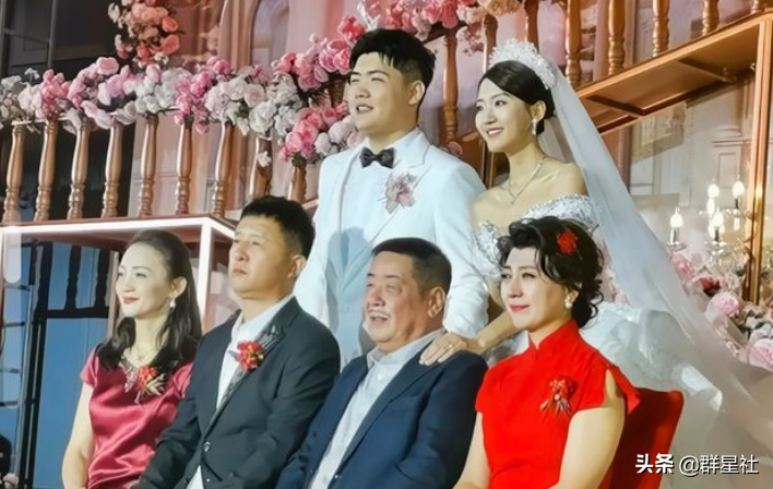 闫学晶的丈夫是谁（演员闫学晶婚史经历）