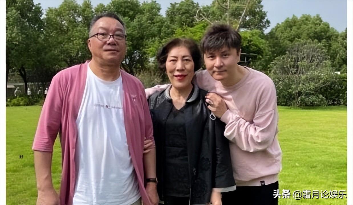 乔任梁真的被卸胳膊了吗 （真实的乔任梁死亡原因）