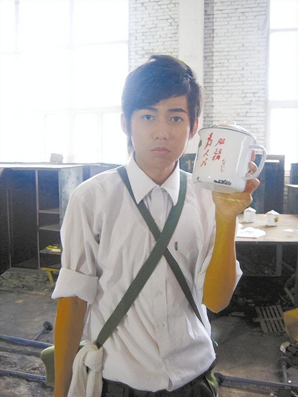 托奶李天王是什么意思（苏醒李炜事件前因后果）