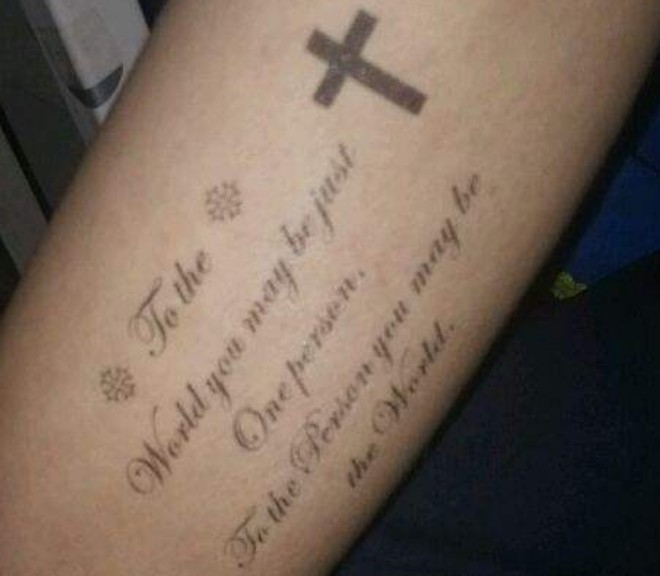 邓紫棋肩膀的纹身图片（歌手邓紫棋两处胳膊图案的含义）