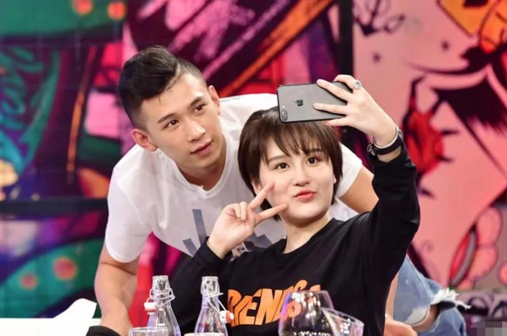 天佑一个月挣多少钱（封杀后开播仅收入2万）