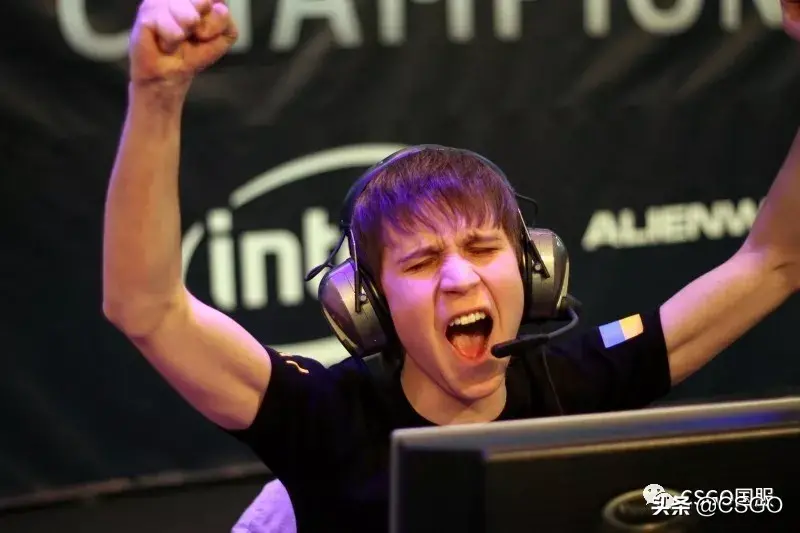 markeloff的狙有多快（csgo公认世界第一狙神）