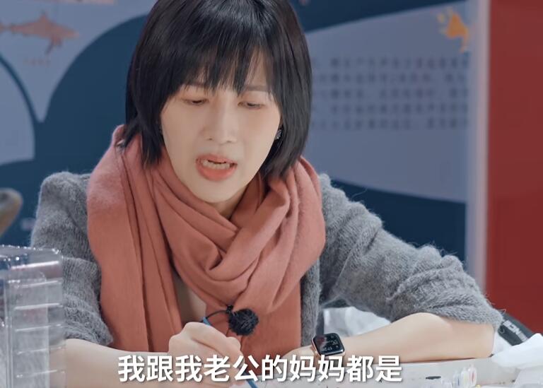 papi酱干嘛的（网红papi酱个人资料简介老公）