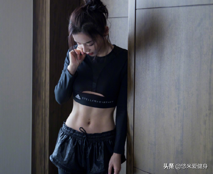 马甲线是哪一条线（6个动作让你练出女神马甲线）