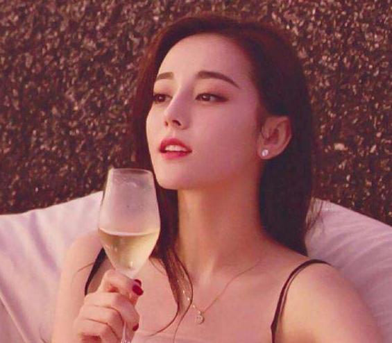 女人什么样的眼睛最美（女生最好看的五种眼睛）