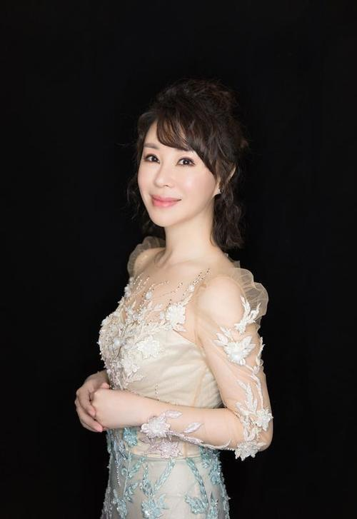 祖海现任丈夫是谁（45岁祖海自曝不婚原因）