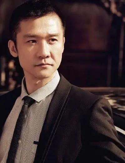 柯蓝的男友及现老公（女强人柯蓝的感情史 ）