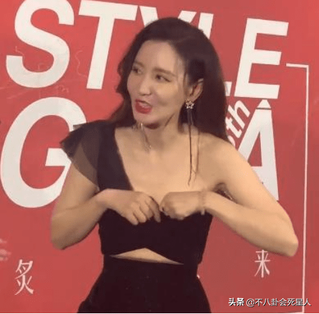 走光最历厉害的女明星大全（当红15位女星走光合集）