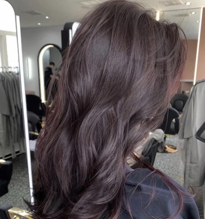 紫色头发有哪些颜色好看（超好看紫色头发）