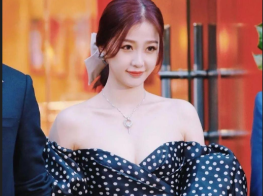 黄子韬家境是真的好么（10位家里富得流油的明星）