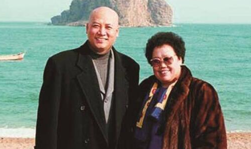 中国女首富陈丽华发家史揭秘